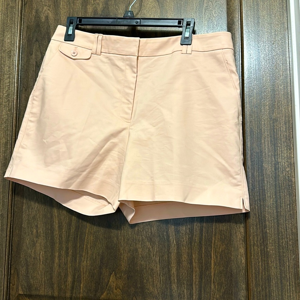 WHBM 5” light pink short